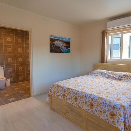 Lovely Caribbean Family Villa With Private Pool Willemstad Zewnętrze zdjęcie
